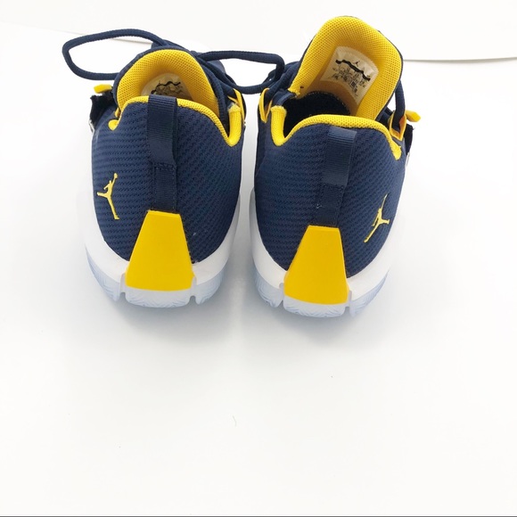 NEW NIKE JORDAN AIR MAX NAVY BLUE SIZE 11.5 - Picture 3 of 5